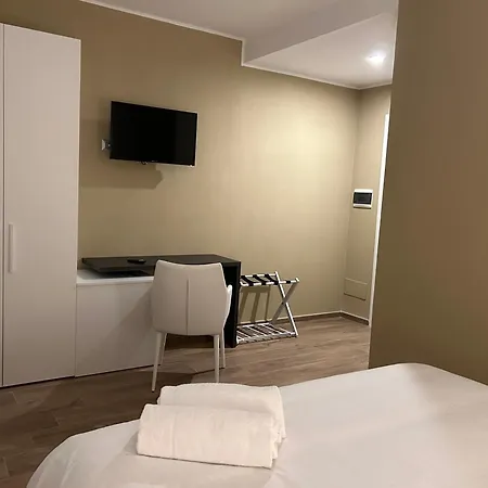 Pensjonat Vin Dell'olmo Castagnole delle Lanze