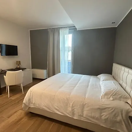 Vin Dell'olmo Konukevi 4*